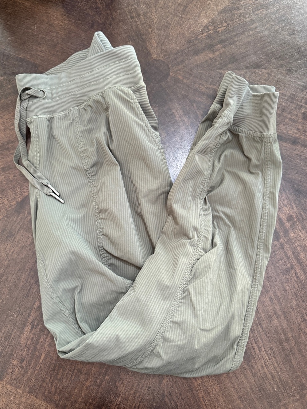 lululemon athletica women’s dance studio joggers - Olive Green and black